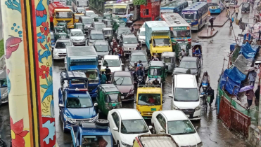 রাজধানীতে ভয়াবহ যানজট, ভোগান্তিতে নগরবাসী